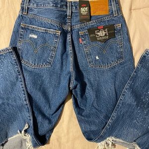 Levi’s 501’s size 27x26 brand new